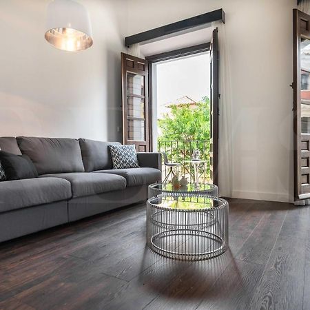 Spacious Duplex With Terrace By Picasso Museum By Rems Malaga Exterior photo
